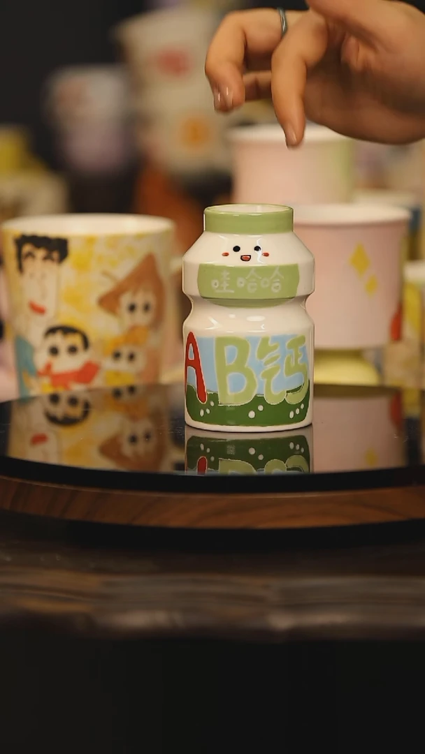 【闪购商品】摆件景德镇釉下彩绘设计师款式陶瓷