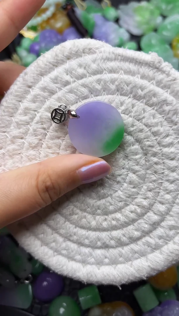 颈饰未镶嵌翡翠?****?缅甸翡翠吊坠
