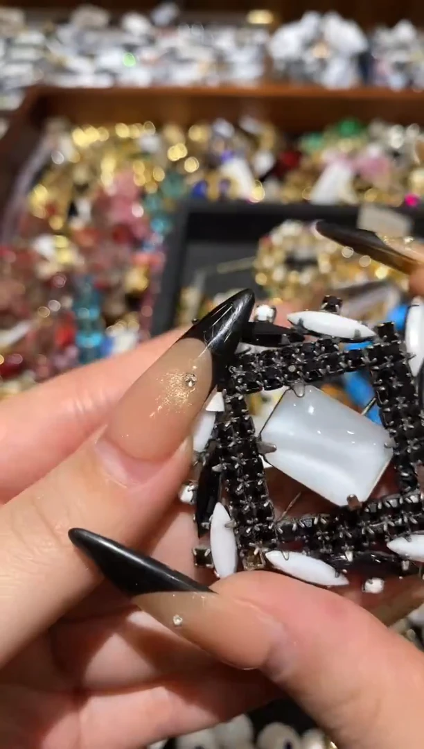 纯铜合金琉璃楚楚珠宝中古甄选不退换