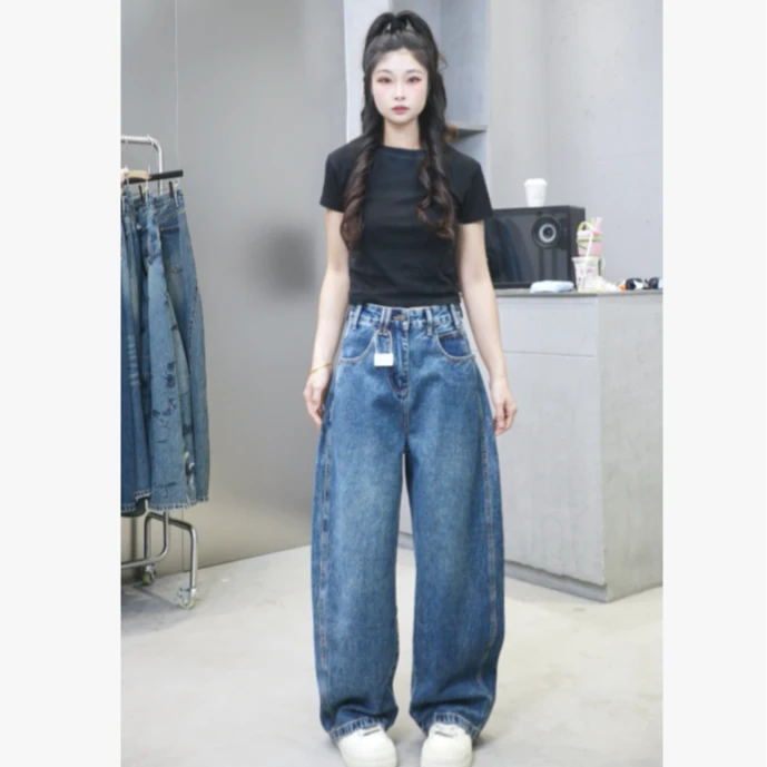 ZS33306-蓝【N5专享】早秋款宽松百搭背后双口袋简约设计弯刀牛仔裤