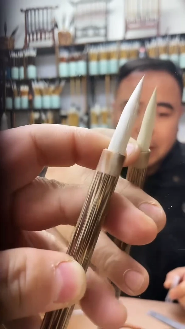 金丝竹牛角细嫩纯羊毫一支