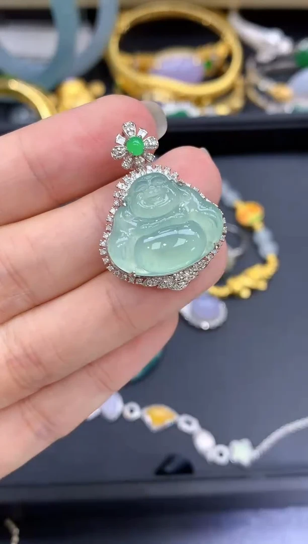 颈饰18K金镶嵌翡翠545-中国好珍宝