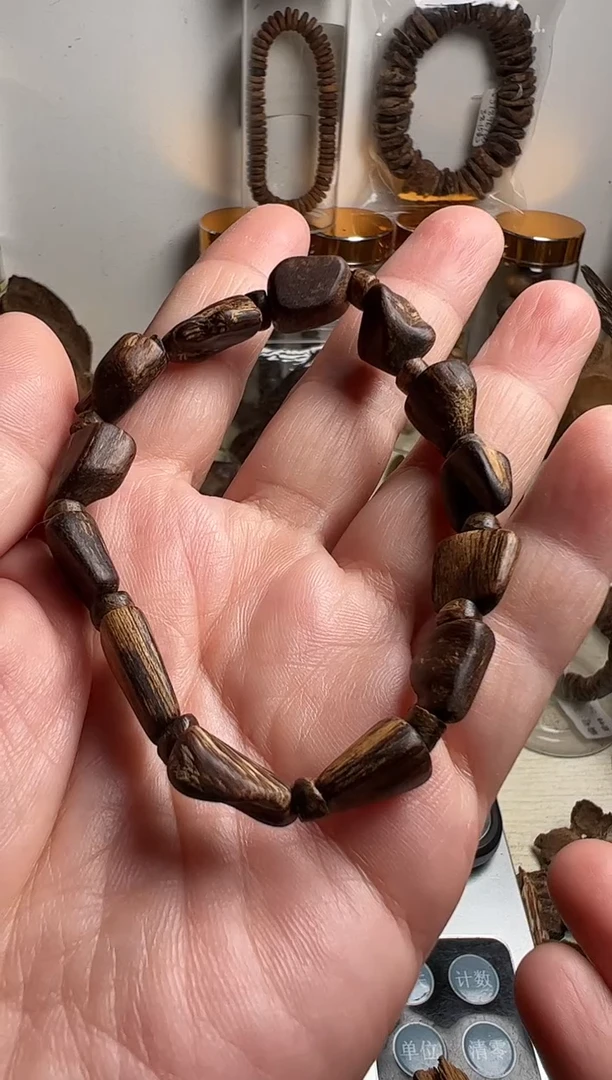 沉香手串马泥涝沉水9.4克
