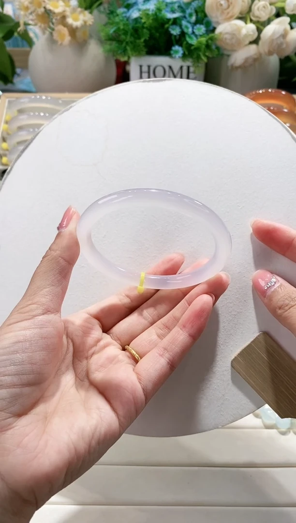 玛瑙/玉髓手镯未镶嵌102-60