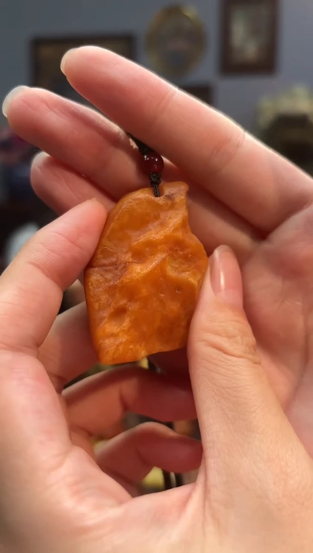 琥珀颈饰未镶嵌吊坠