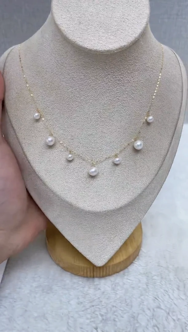 颈饰18K金镶嵌海水珍珠