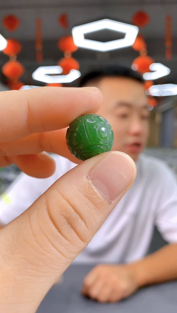 颈饰18K金镶嵌和田玉yp