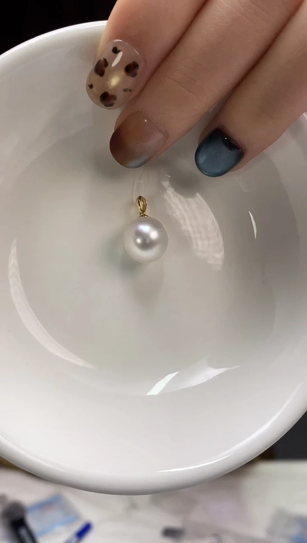 吊坠(不含链)18K金镶嵌海水珍珠11-12澳白珍珠吊坠