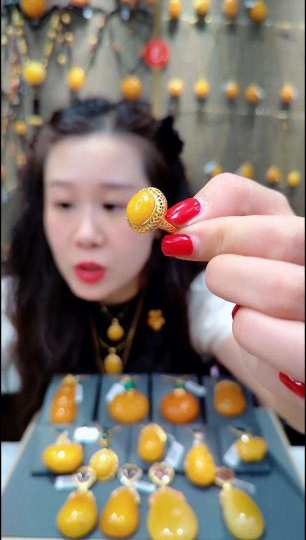 【闪购商品】蜜蜡戒指银S925镀金镶嵌H347蜜蜡戒指