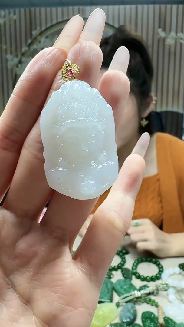未镶嵌和田玉挂件1