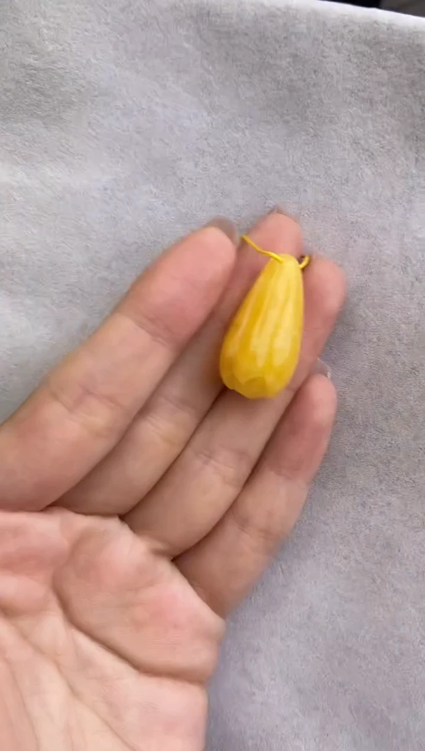 未镶嵌琥珀裸石10614250-吊坠