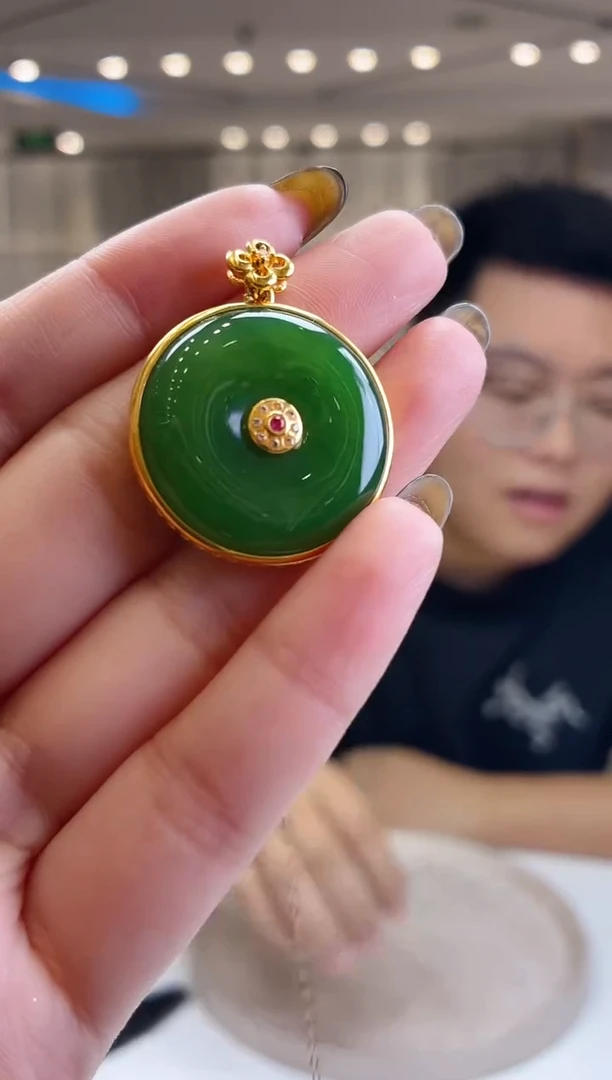 定制和田玉天然和田玉（拍一发一)