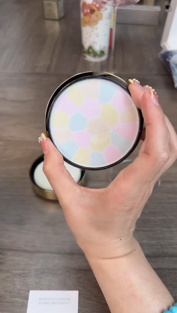 瓷片新号开播漏不停@@CQ1039