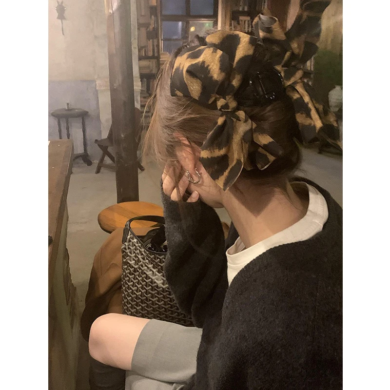 显饱满~豹纹系高级感发抓抓夹时尚洋气发饰女发夹大号鲨鱼夹发卡