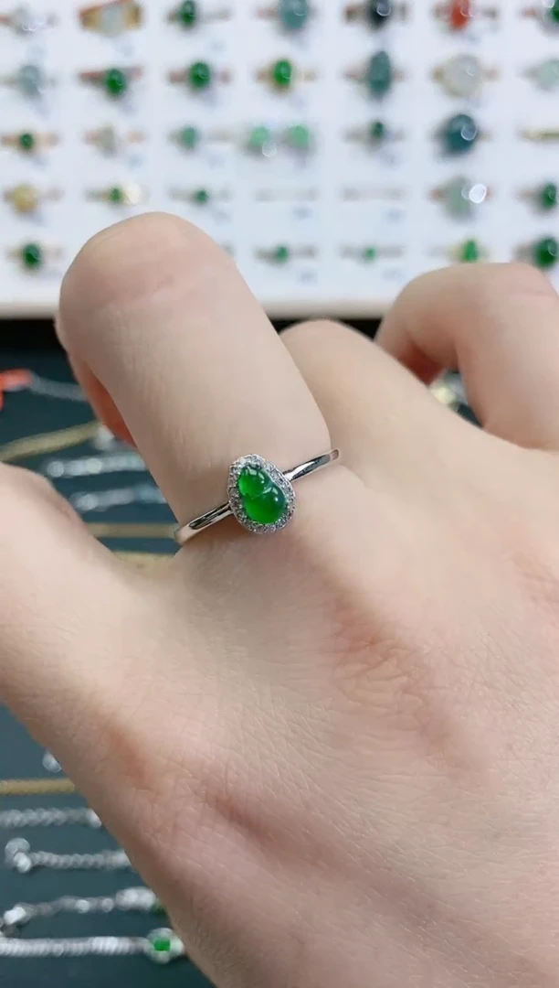 翡翠戒指银S925镶嵌天然翡翠