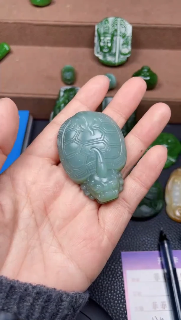 颈饰未镶嵌和田玉F962