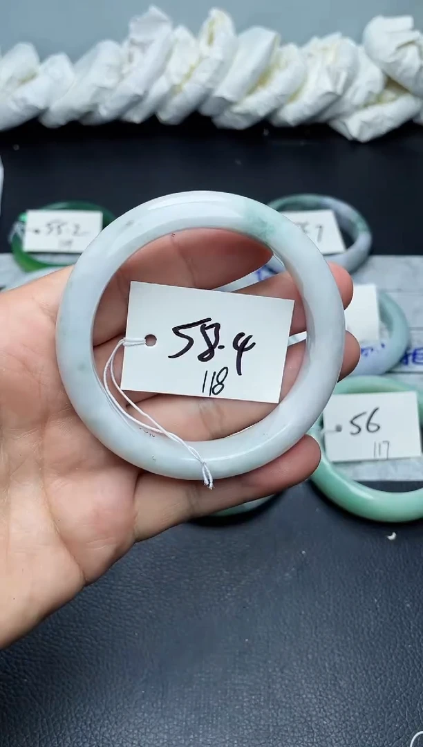 未镶嵌手镯翡翠118