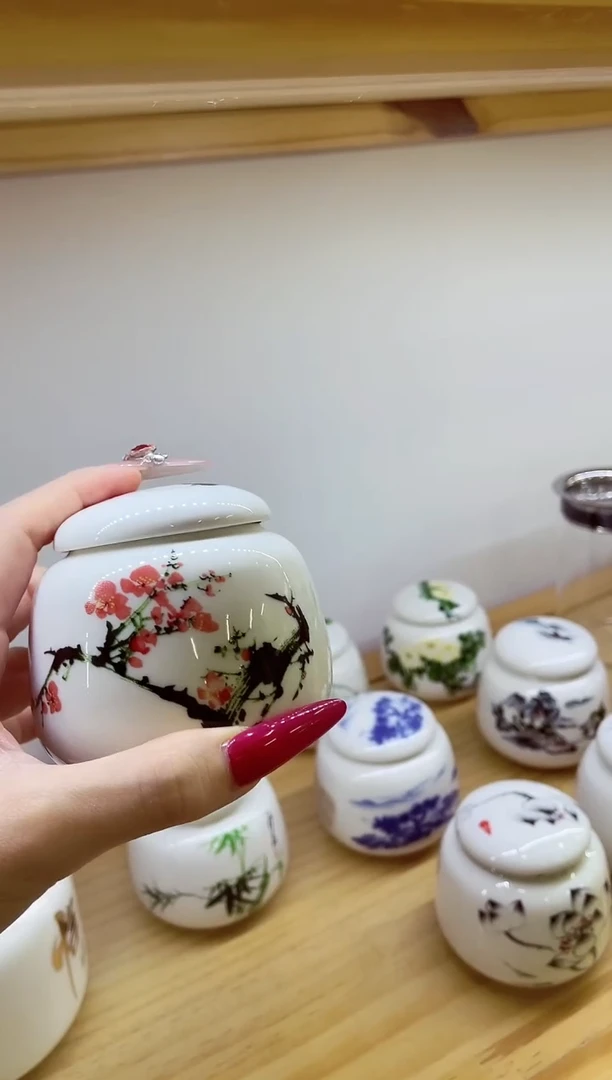 小茶叶罐梅花9#@@MCYGTCX9