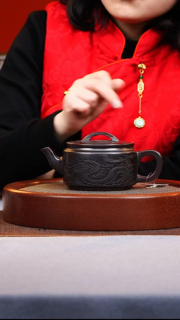 茶壶紫砂龙威汉瓦