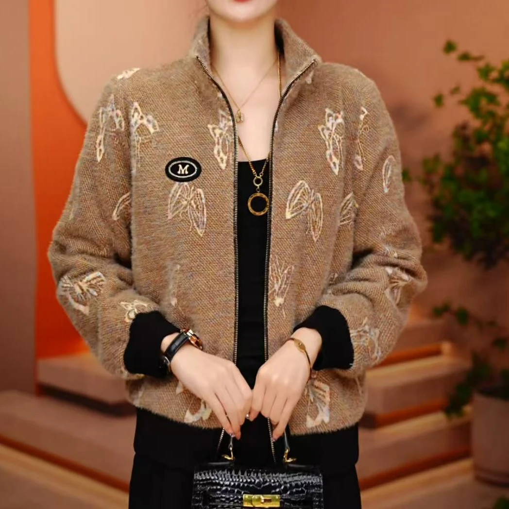 彩蝶飞飞-新款加绒加厚印花气质上衣外套百搭显瘦时尚舒适