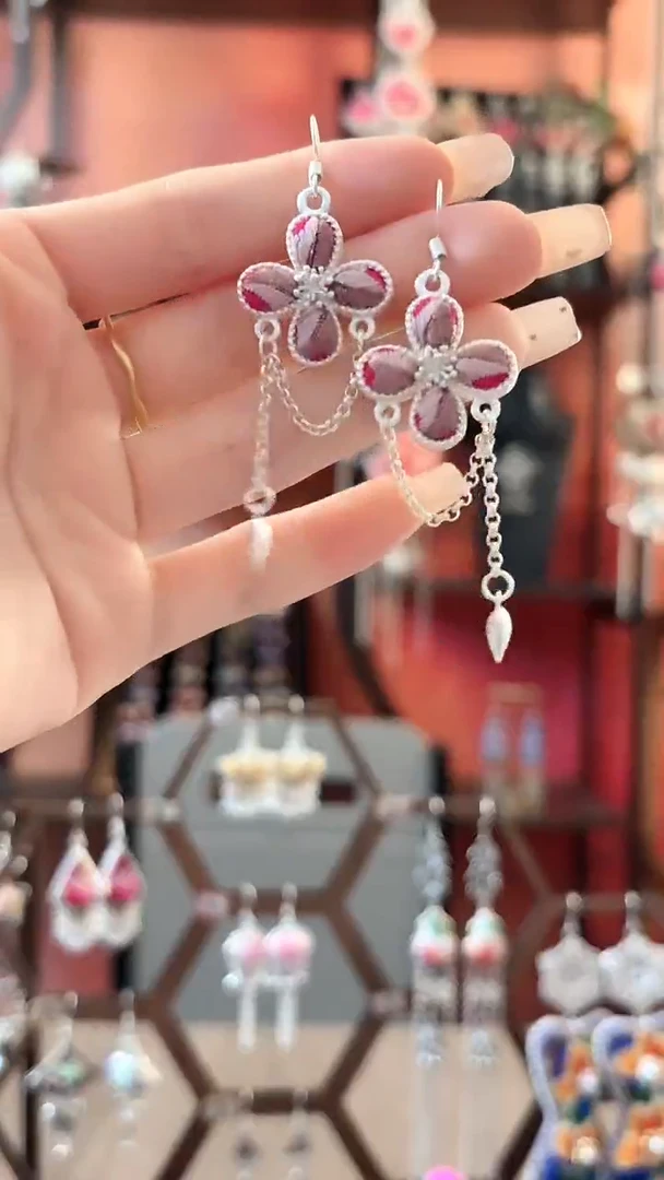 织绣云织谣民族风精美饰品 222