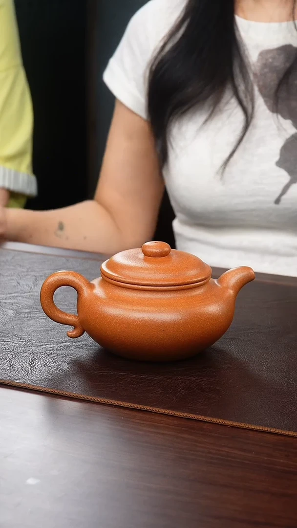 茶壶紫砂侯峰黄金段仿古370cc