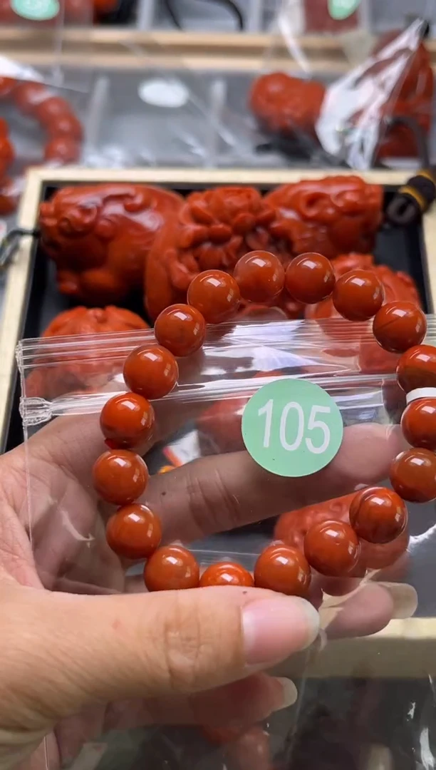 南红玛瑙未镶嵌珠宝奇石105-11+