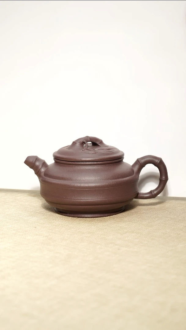 茶壶紫泥双线竹鼓150毫升瑕疵壶