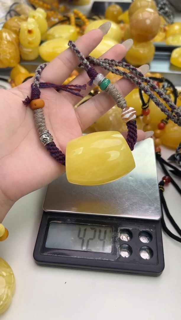 裸石琥珀未镶嵌琥珀蜜蜡吊坠