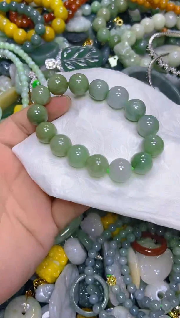 颈饰未镶嵌翡翠13mm