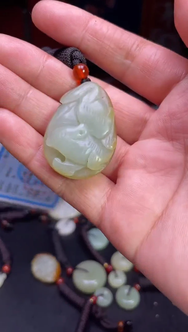 颈饰未镶嵌和田玉123