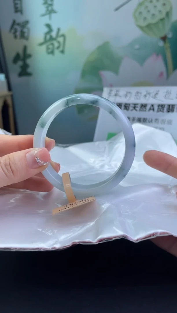 翡翠手镯未镶嵌12翡翠手镯