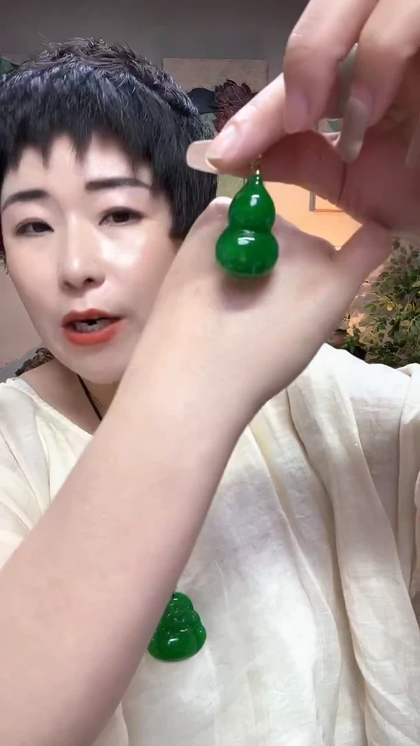 吊坠(赠链)合金翡翠573