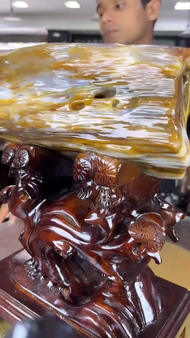 未镶嵌珠宝奇石硅化玉缅甸天然树化玉摆件