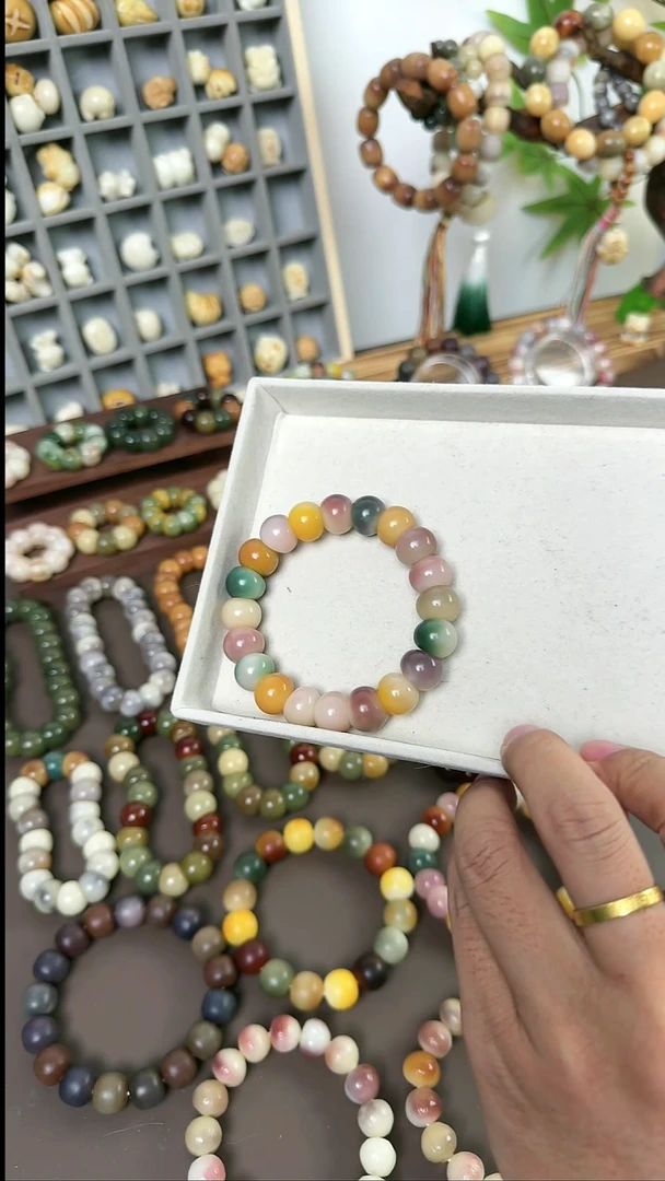 吊坠菩提根/象牙果糖果色胖山竹手串