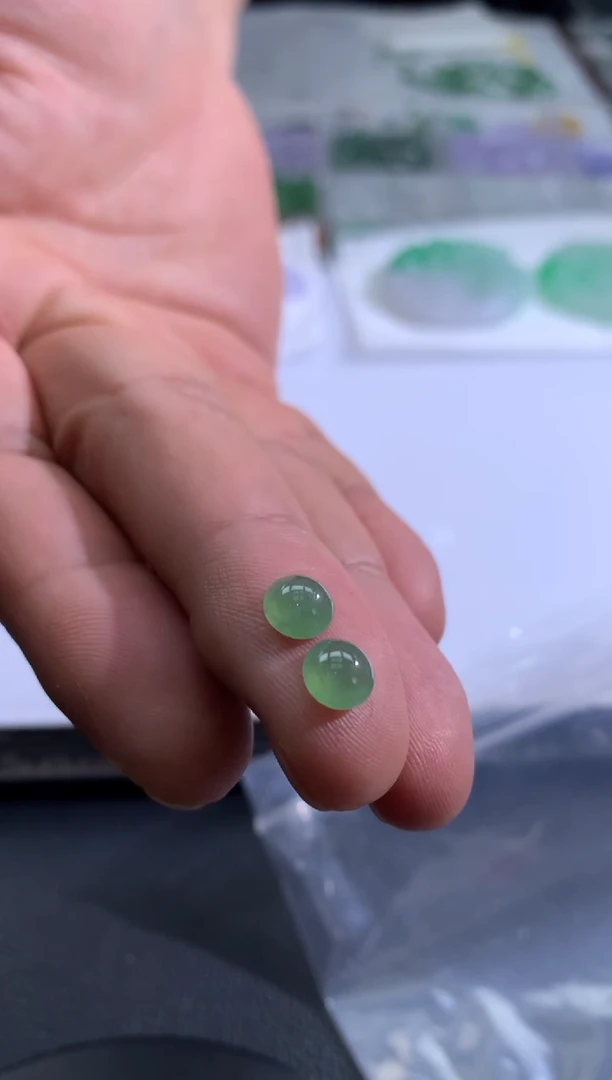 【闪购商品】定制翡翠未镶嵌翡翠