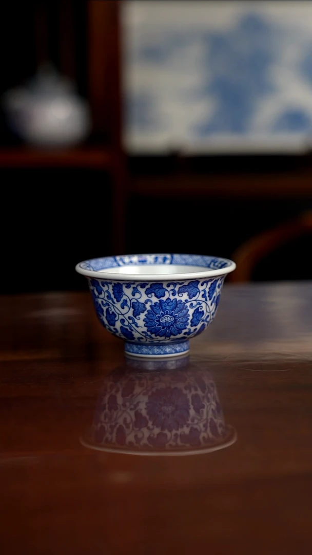 晓月柴窑 缠枝压手杯