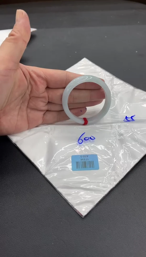 未镶嵌手镯翡翠翡翠手镯