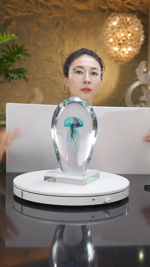 琉璃手工艺品福利设计款蓝色水母摆件带底座10号