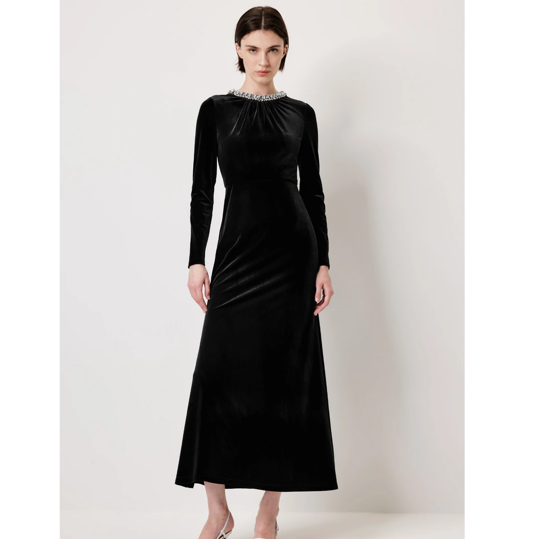 MARYLING玛俪琳2025新品简约风轻礼服半高领丝绒连衣裙A1GAW68040