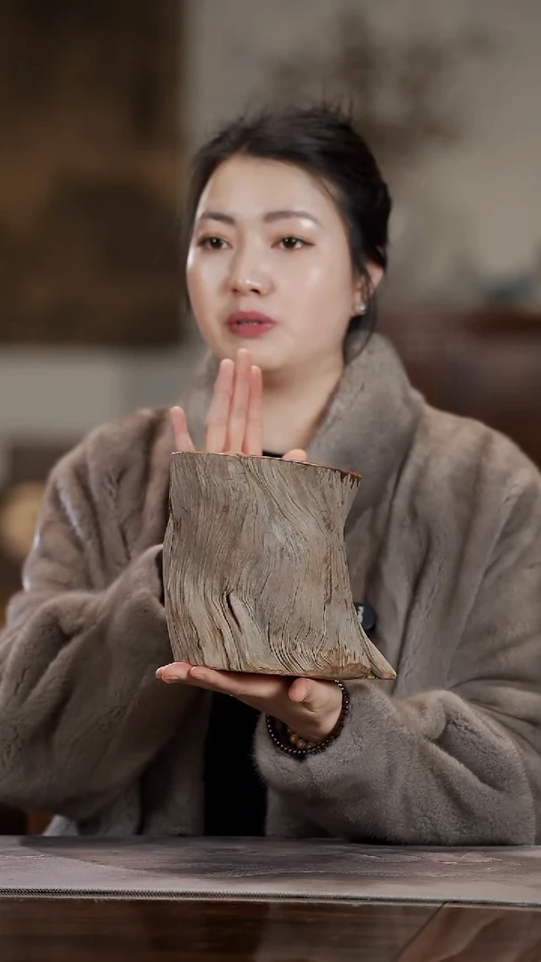 柏木（崖柏）365崖柏陈华黑油料笔筒