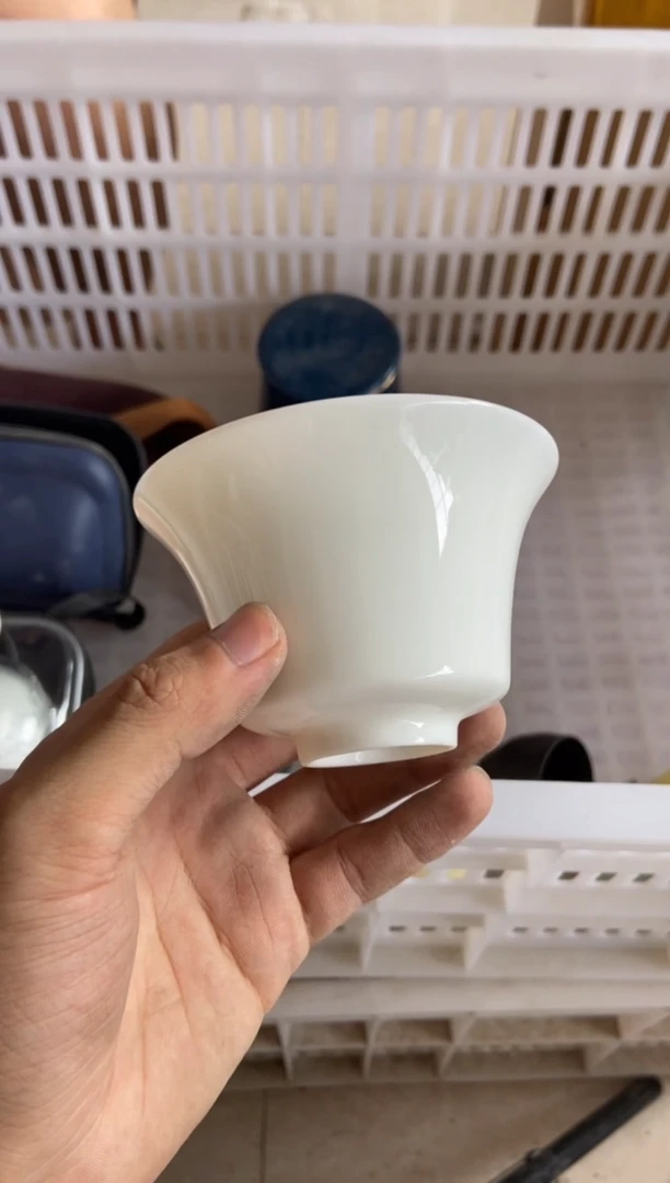 杯无运费险有瑕疵的有点脏介意勿拍