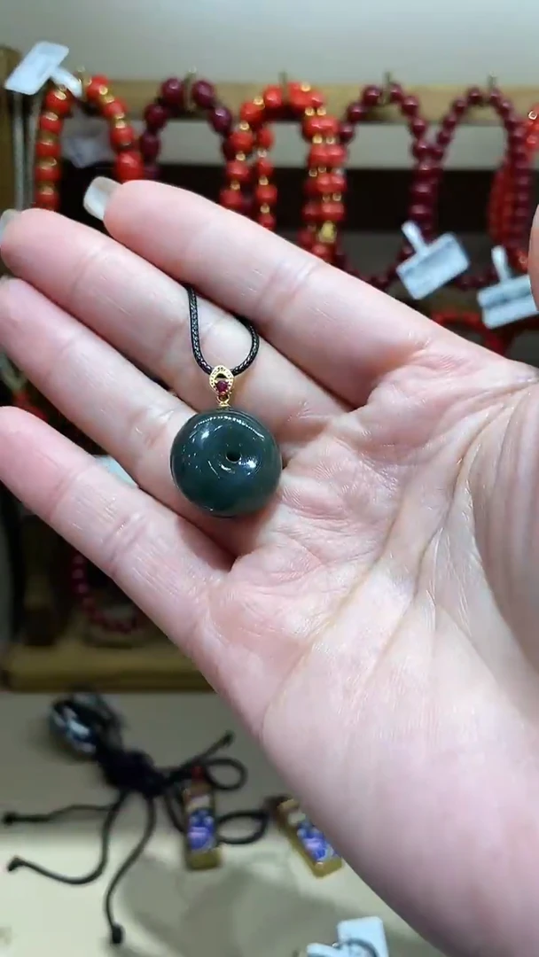 颈饰未镶嵌和田玉10100137ydy 和田玉吊坠