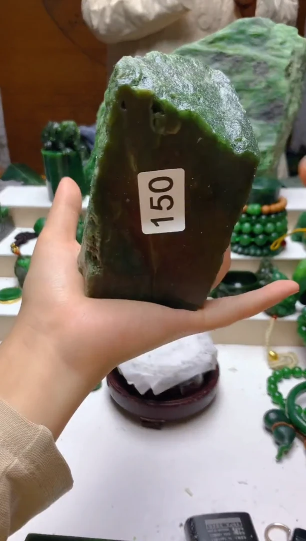 未镶嵌和田玉（碧玉）珠宝半成品11