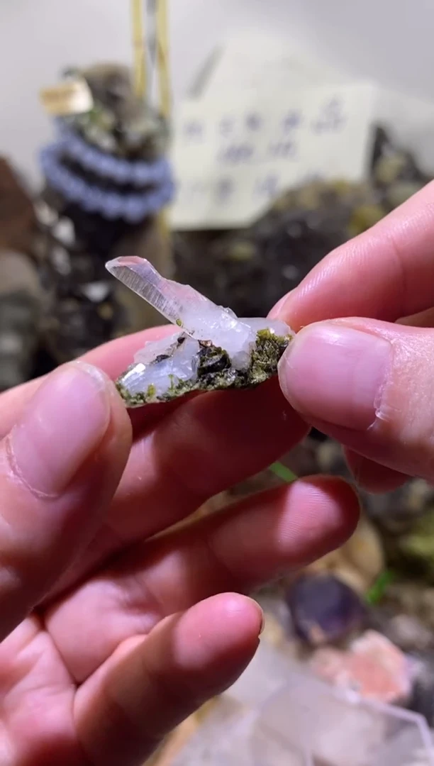 水晶珠宝半成品未镶嵌17号四川花园水晶晶簇