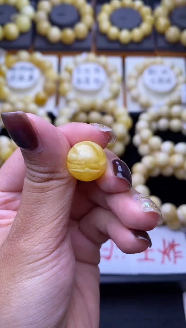 琥珀未镶嵌珠宝奇石大小姐珠宝78