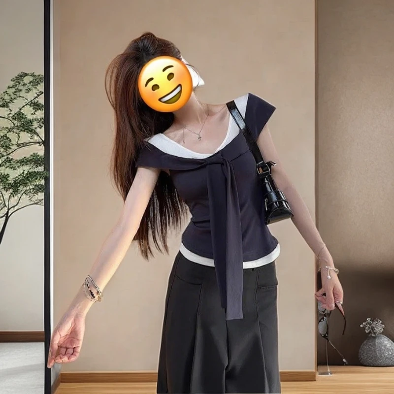 夏季新款女生短袖t恤撞色一字肩露肩修身V领上衣简约性感纯欲辣妹