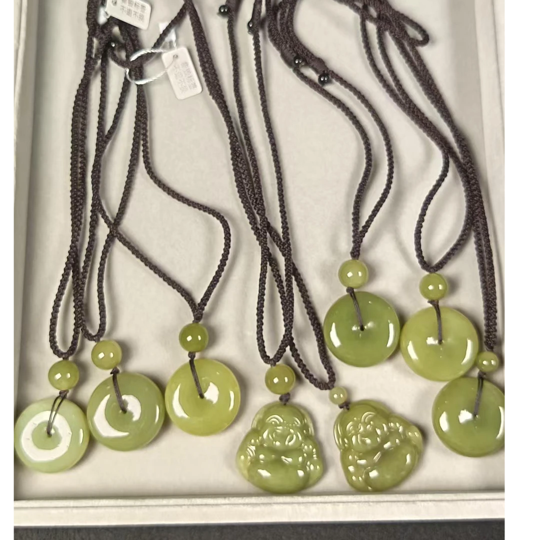 和田玉(油润细腻男女通用)平安口.35mm宽12mm厚