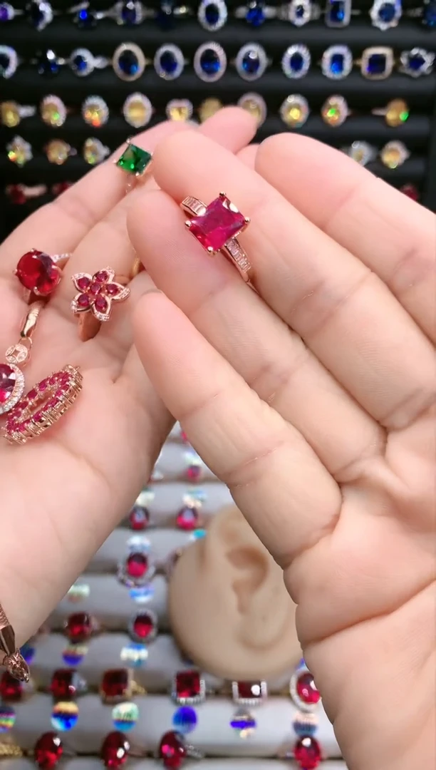 【闪购商品】红宝石戒指银S925镶嵌玫瑰金7.9