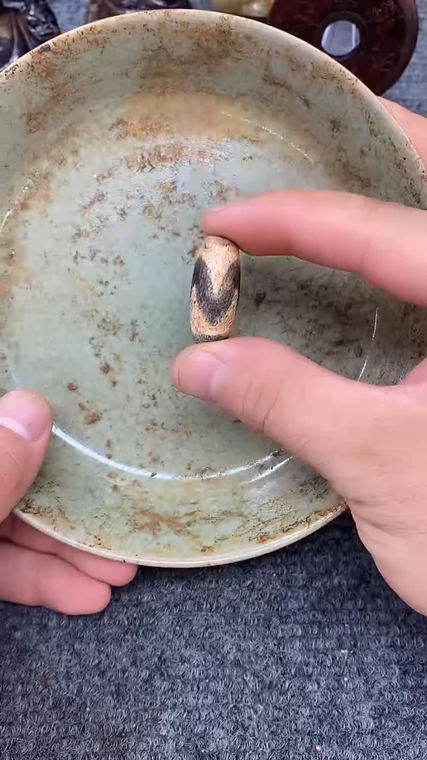 瓷片瓷器sdfdhfgjhfgj